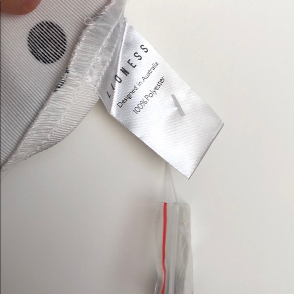 Dress - Picture 4 of 4